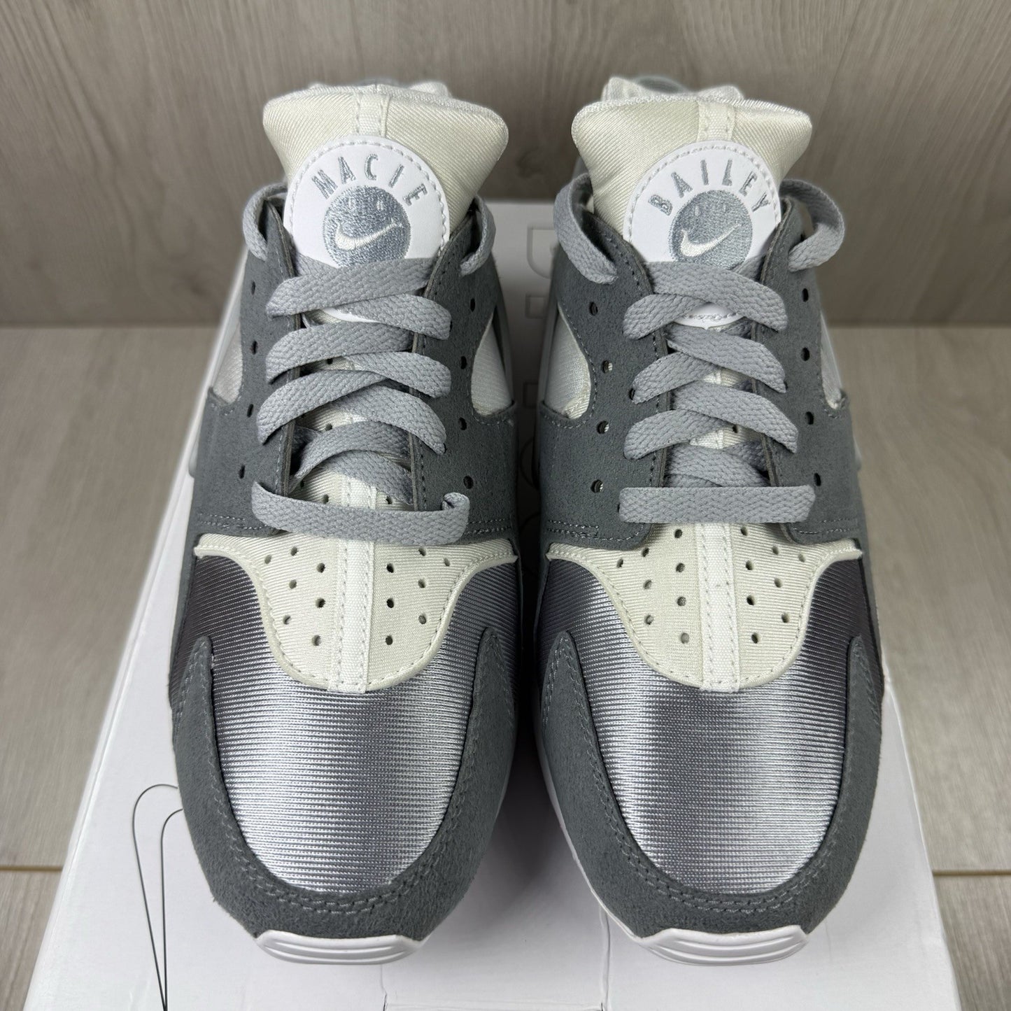 Nike Air Huarache ID Trainers White Grey Size UK5 FD9782-9001