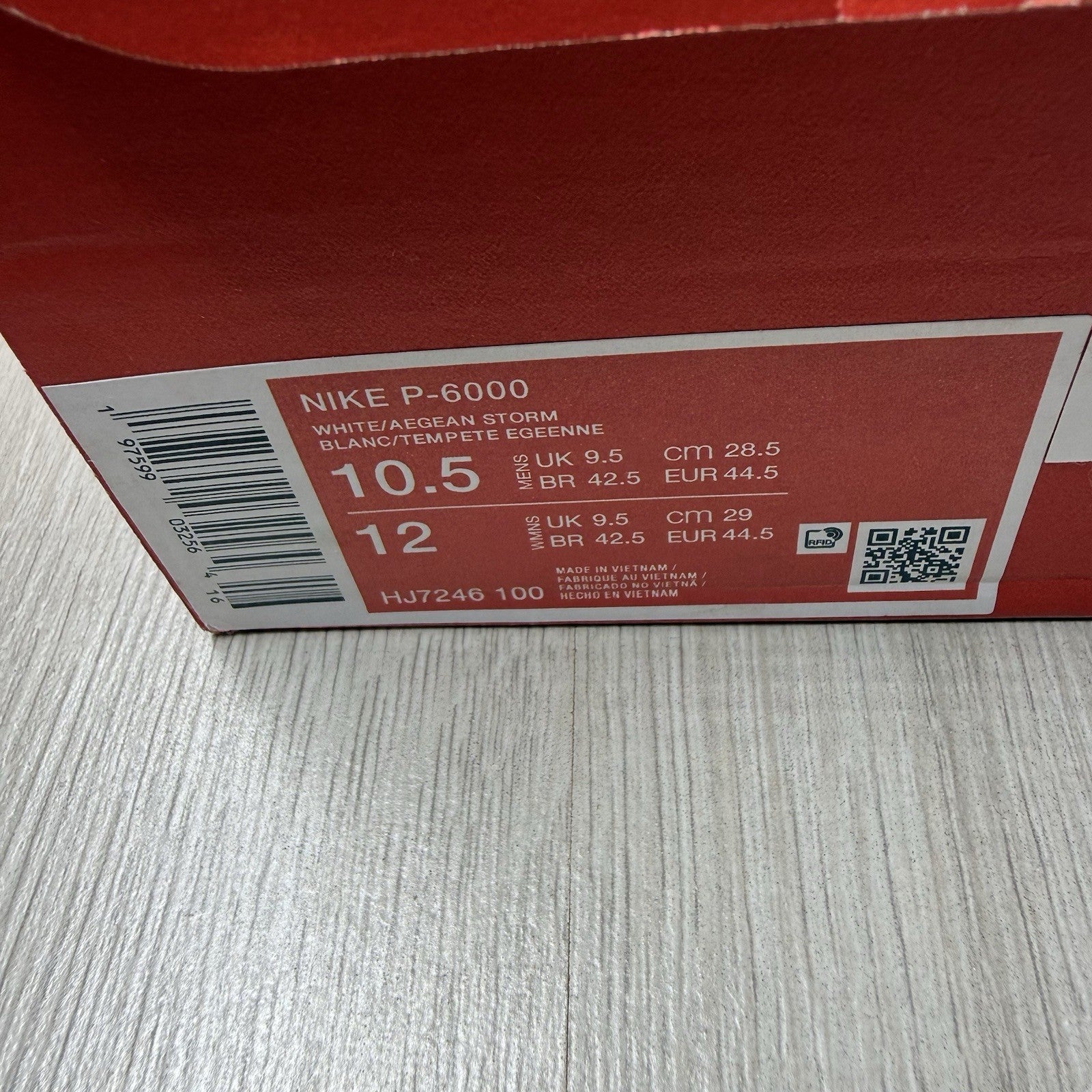 Nike P-6000 Trainers Metallic Silver Aegean Storm Size UK9.5 H7246-1004