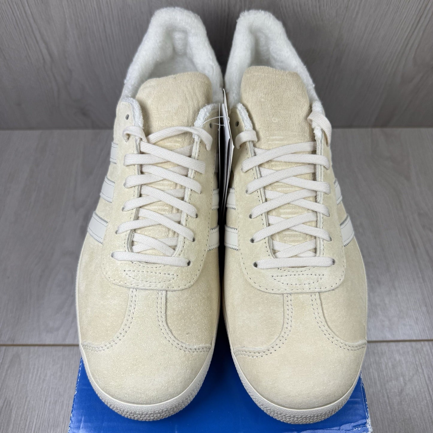 Adidas Gazelle Trainers Ecru Tint Beige White Size UK10 EE55012