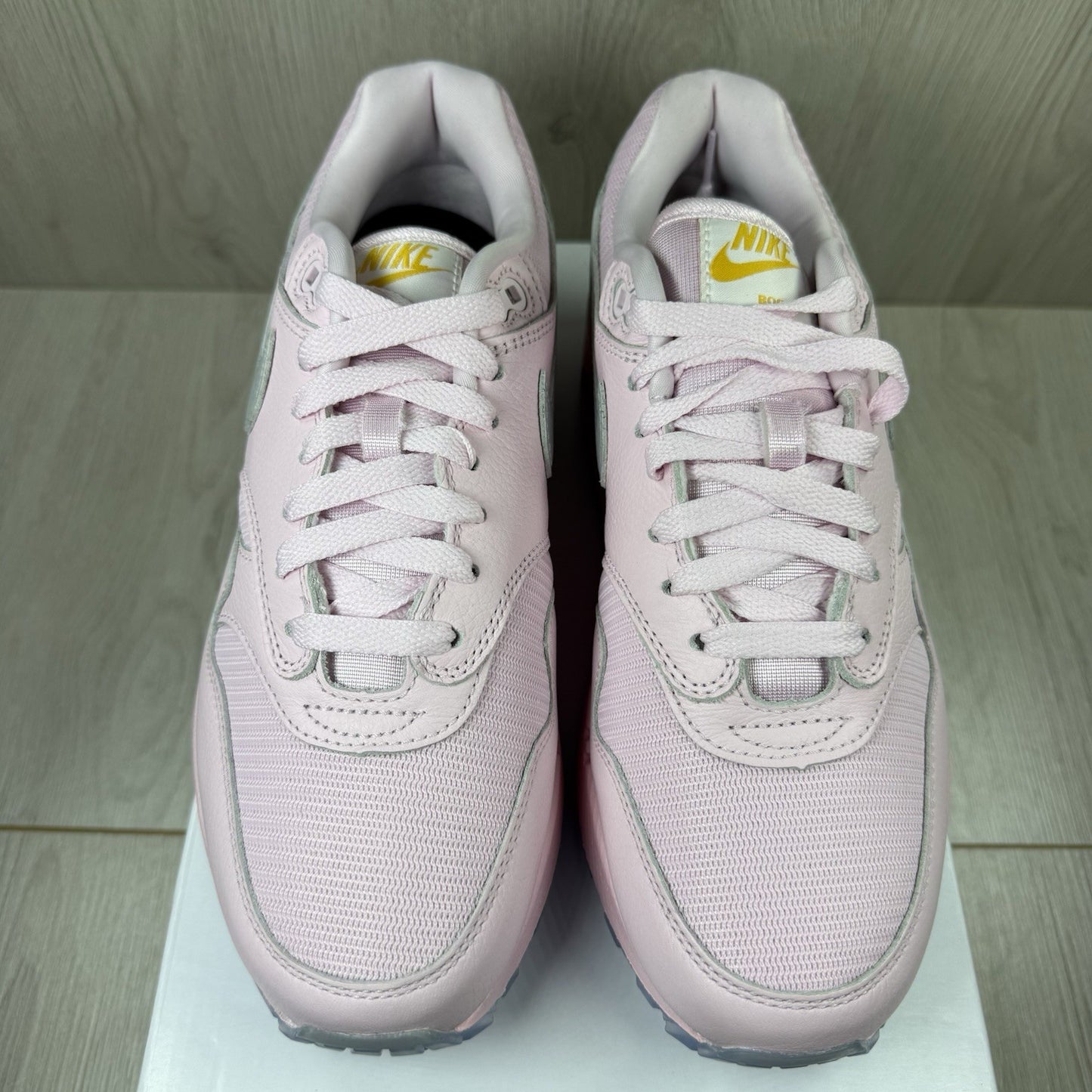 Nike Air Max 1 Trainers Pink Silver Ice Size UK6 HQ3713-9002