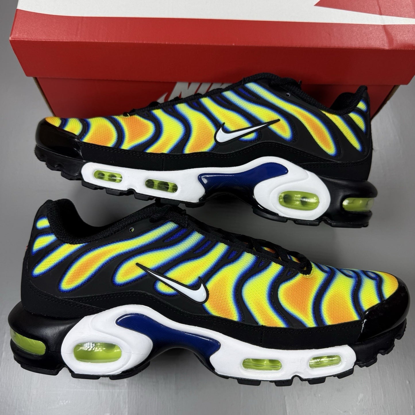Nike Air Max Plus TN Trainers Heat Map Size UK8.5 IH4458-0016