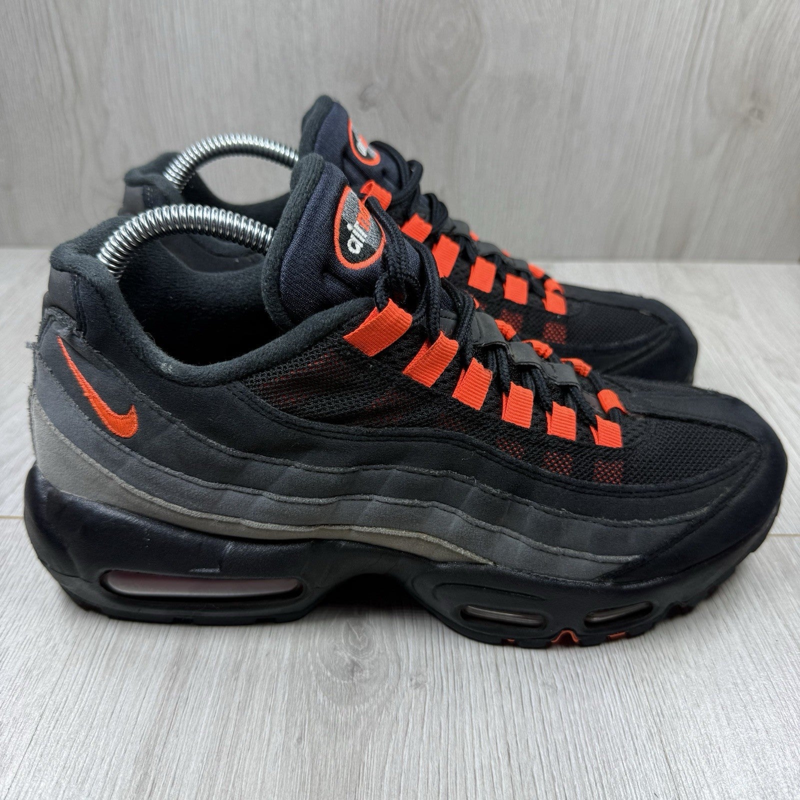 Nike Air Max 95 Trainers Black Hyper Crimson Size UK7.5 FV4710 0027
