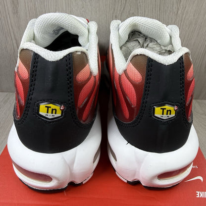 Nike Air Max Plus TN Trainers White University Red Size UK7 HM9611-1003