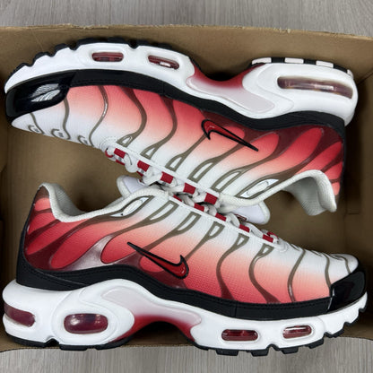 Nike Air Max Plus TN Trainers White University Red Size UK7 HM9611-1008