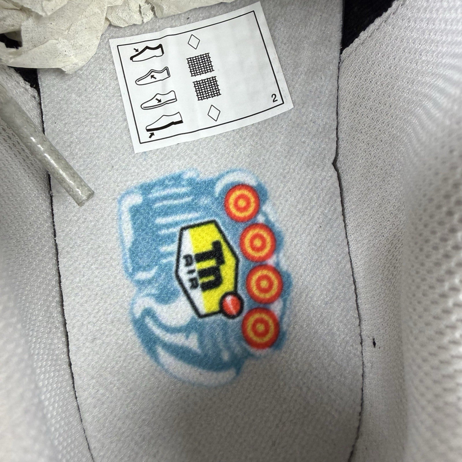 Nike Air Max Plus TN Trainers Iridescent White Size UK9 HV2525-0014