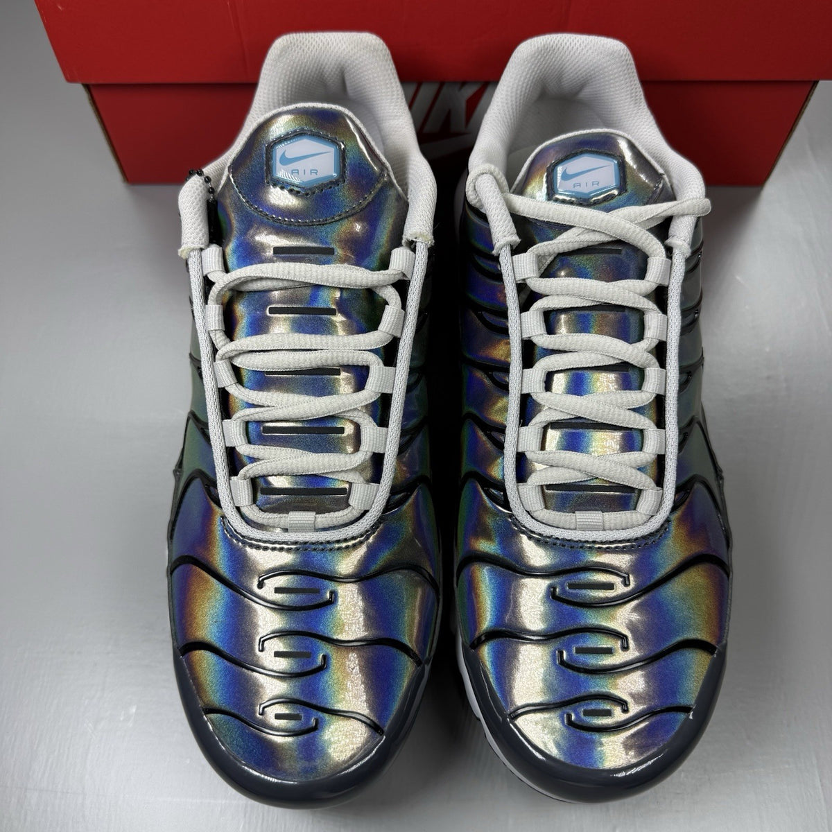 Nike Air Max Plus TN Trainers Iridescent White Size UK8 HV2525-0017