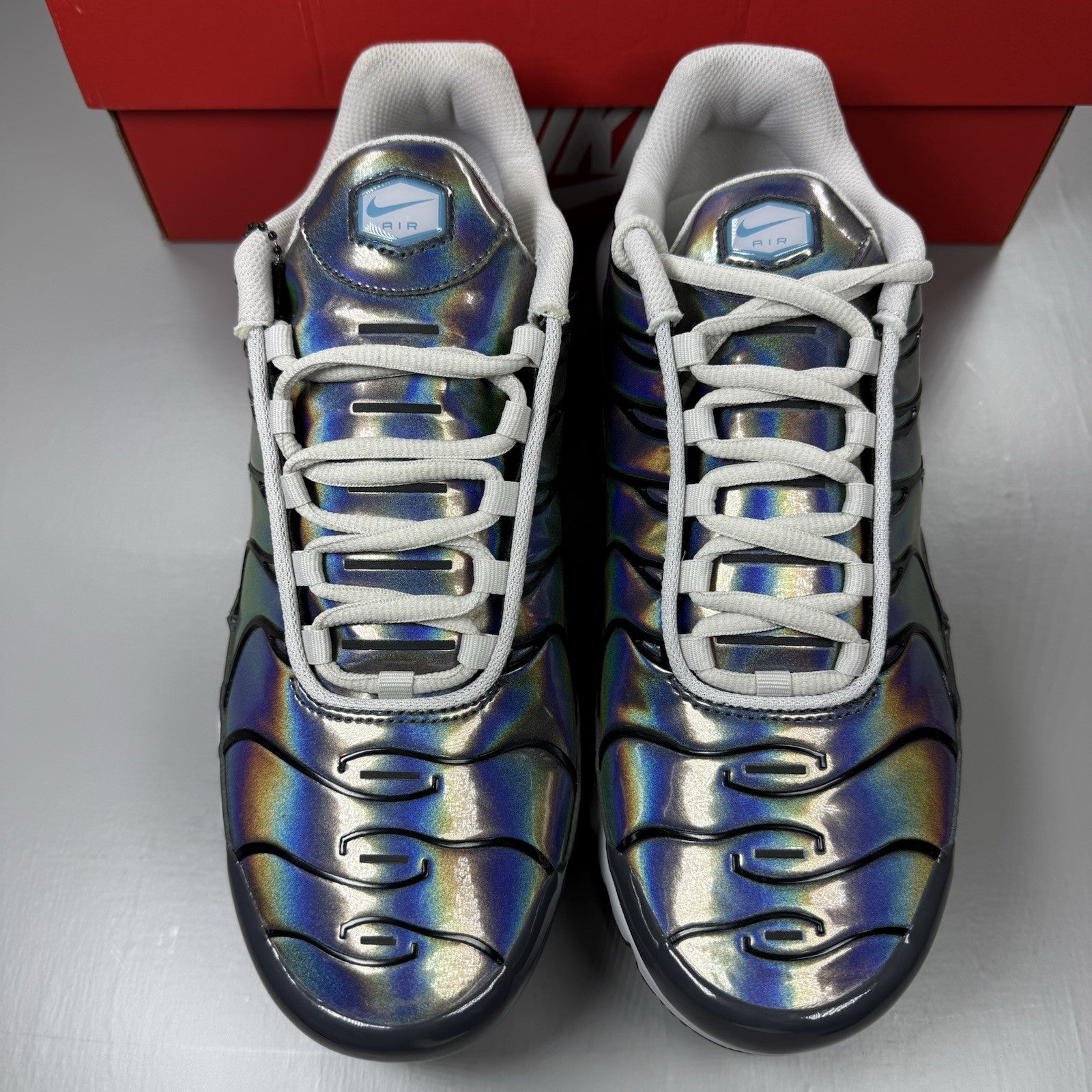 Nike Air Max Plus TN Trainers Iridescent White Size UK8 HV2525-0017