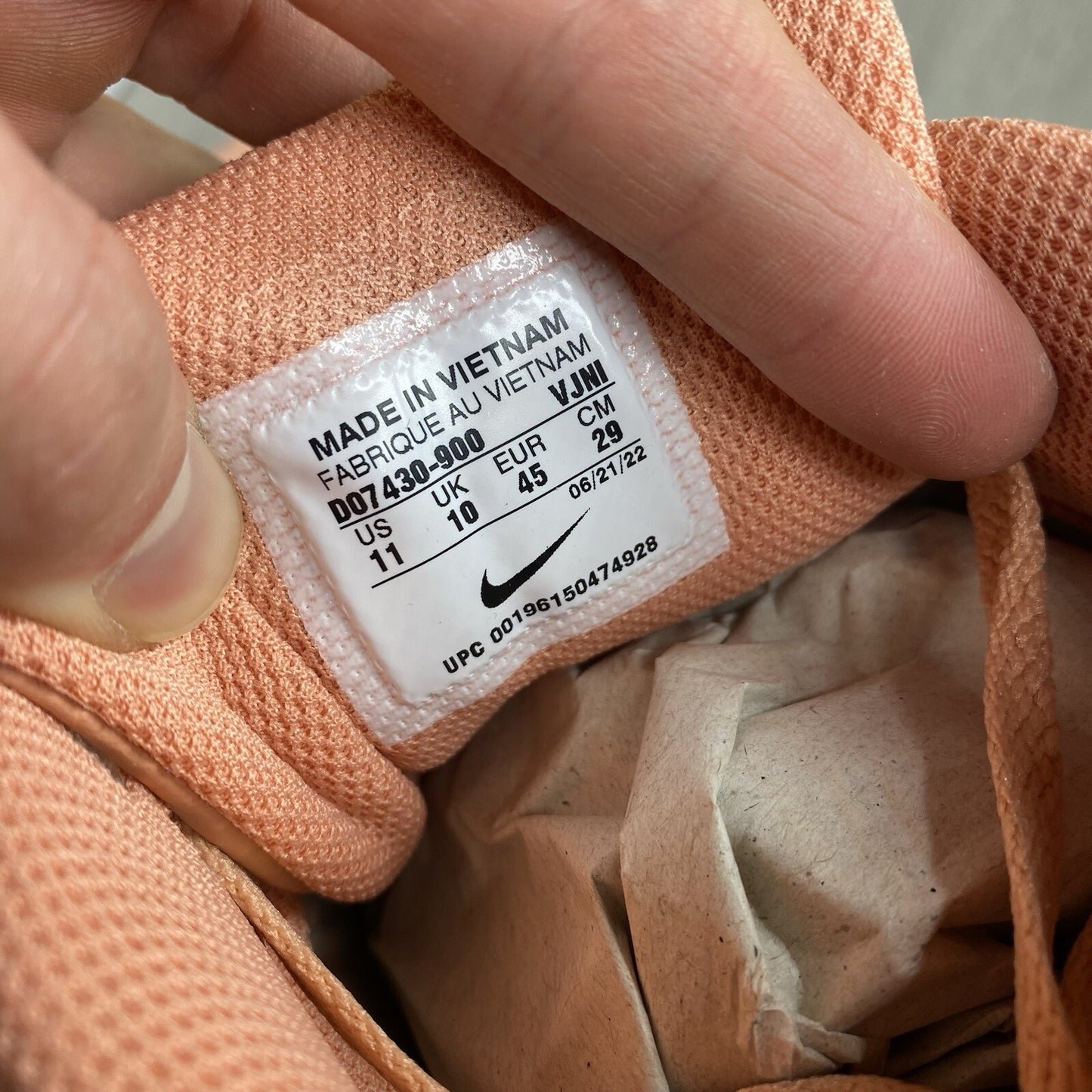 Nike Air Max 90 Trainers Peach Orange White Size UK10 D07430-9005