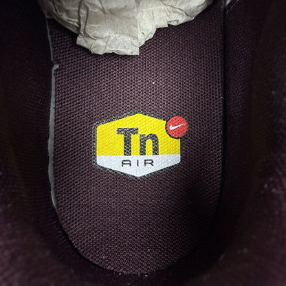 Nike Air Max Plus TN PRM Trainers Phantom Burgundy Size UK6.5 HF3181-0016