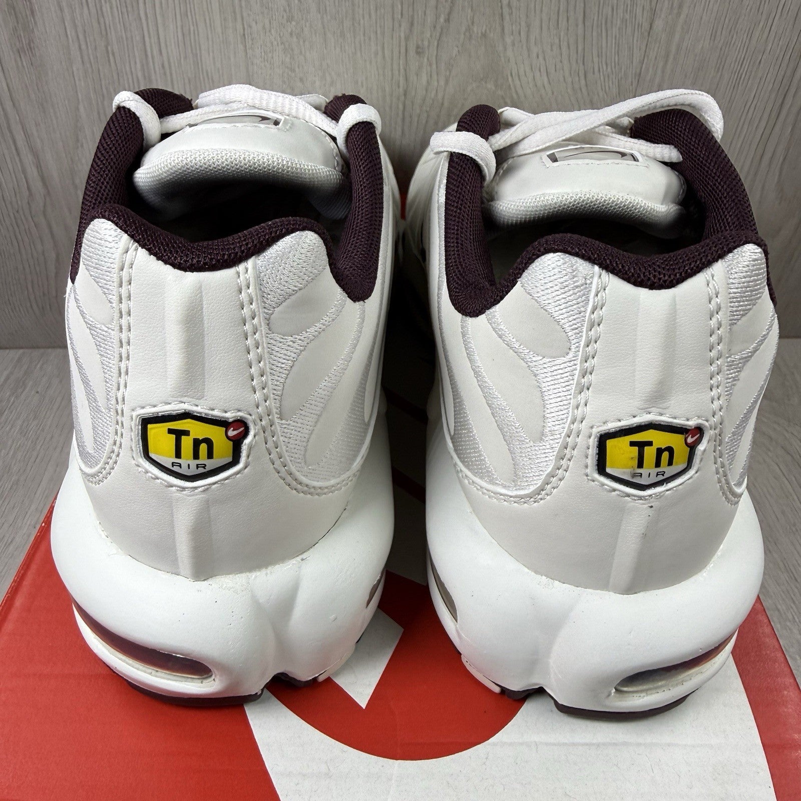 Nike Air Max Plus TN PRM Trainers Phantom Burgundy Size UK7.5 HF3181-0013