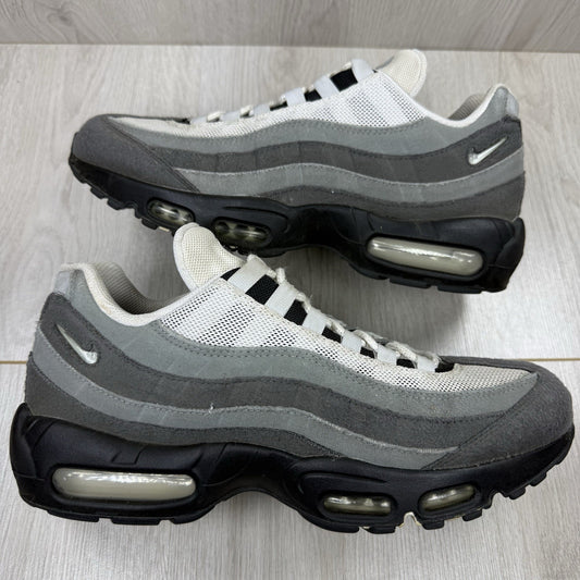 Nike Air Max 95 Trainers Jewel Swoosh Grey Size UK8.5 FQ1235-0020