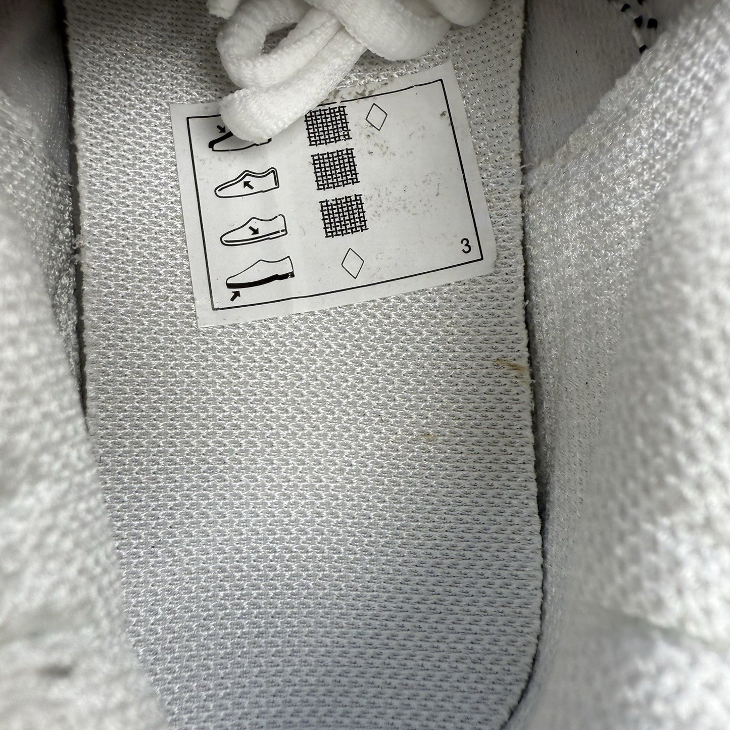 Nike Air Max Plus TN Trainers Fire White Red Size UK5 FD9768-1005