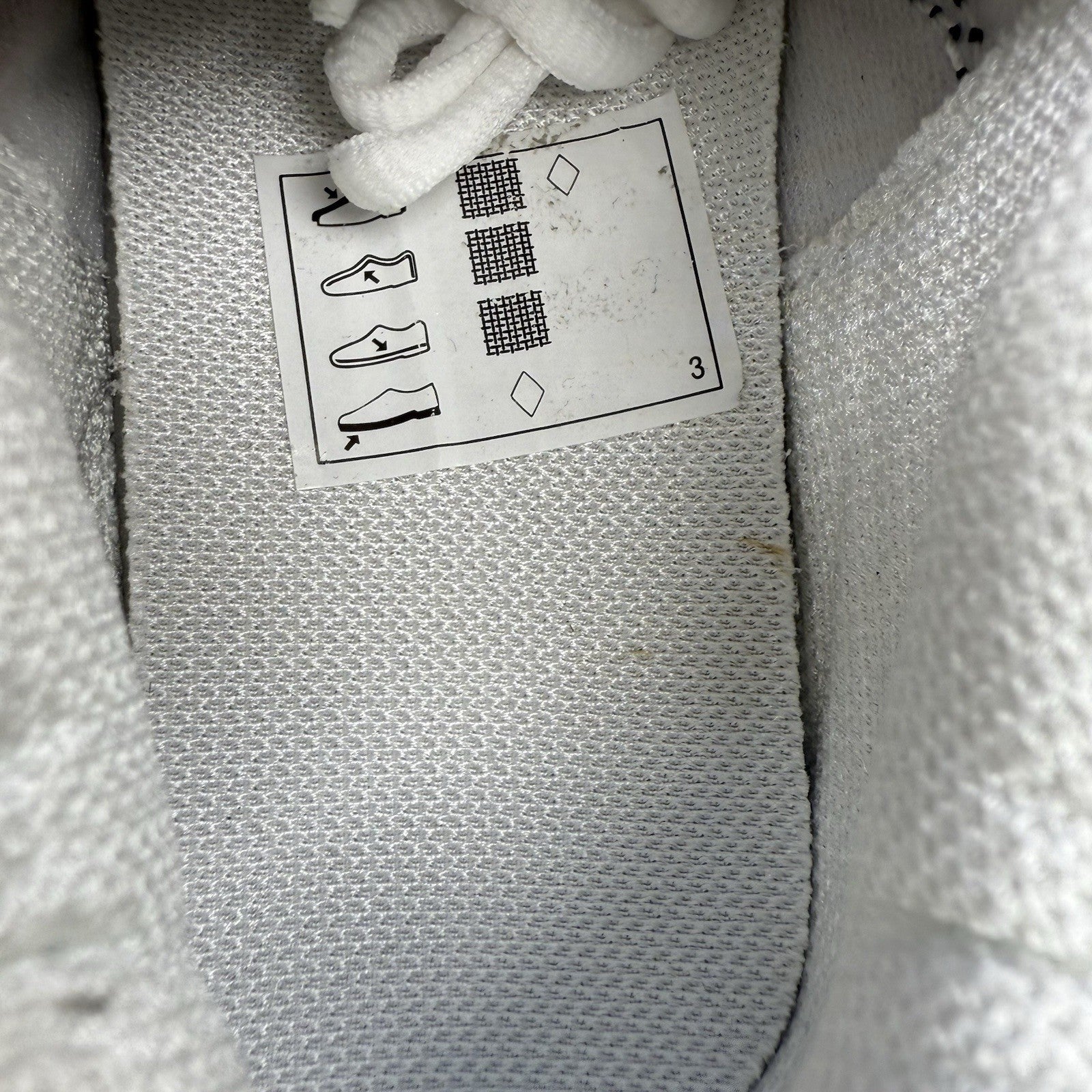 Nike Air Max Plus TN Trainers Fire White Red Size UK5 FD9768-1005