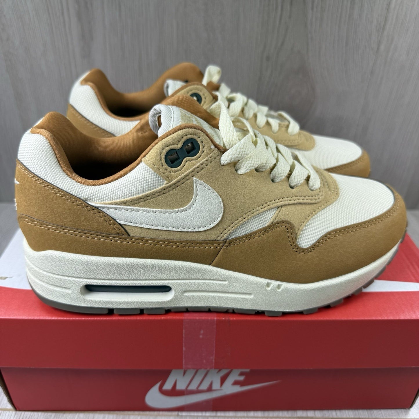 Nike Air Max 1 ‘87 Trainers Wheat Flax White Size UK3.5 FZ3598-2998