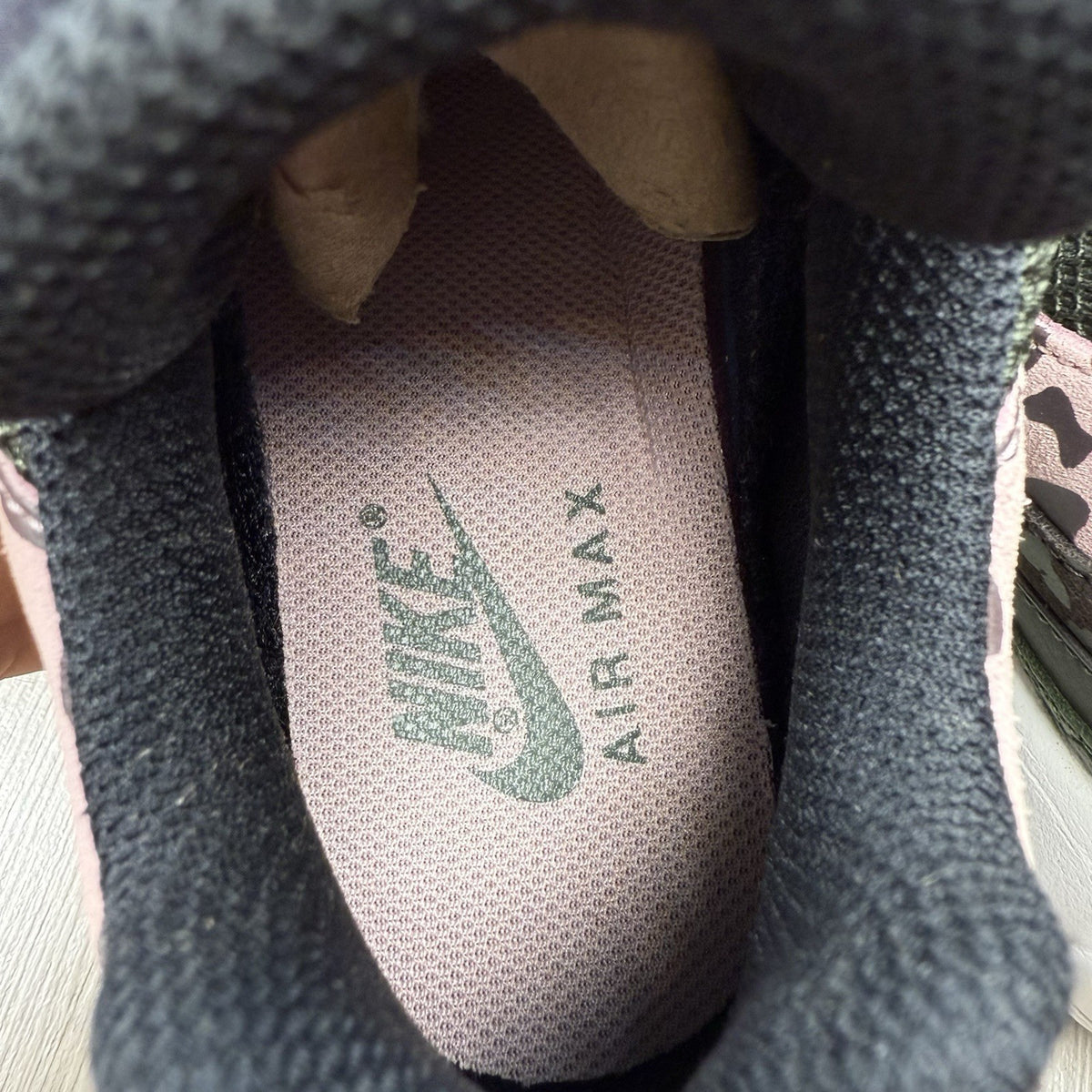 Nike Air Max 95 Trainers Olive Pink Camo Size UK5 DN5462-2005