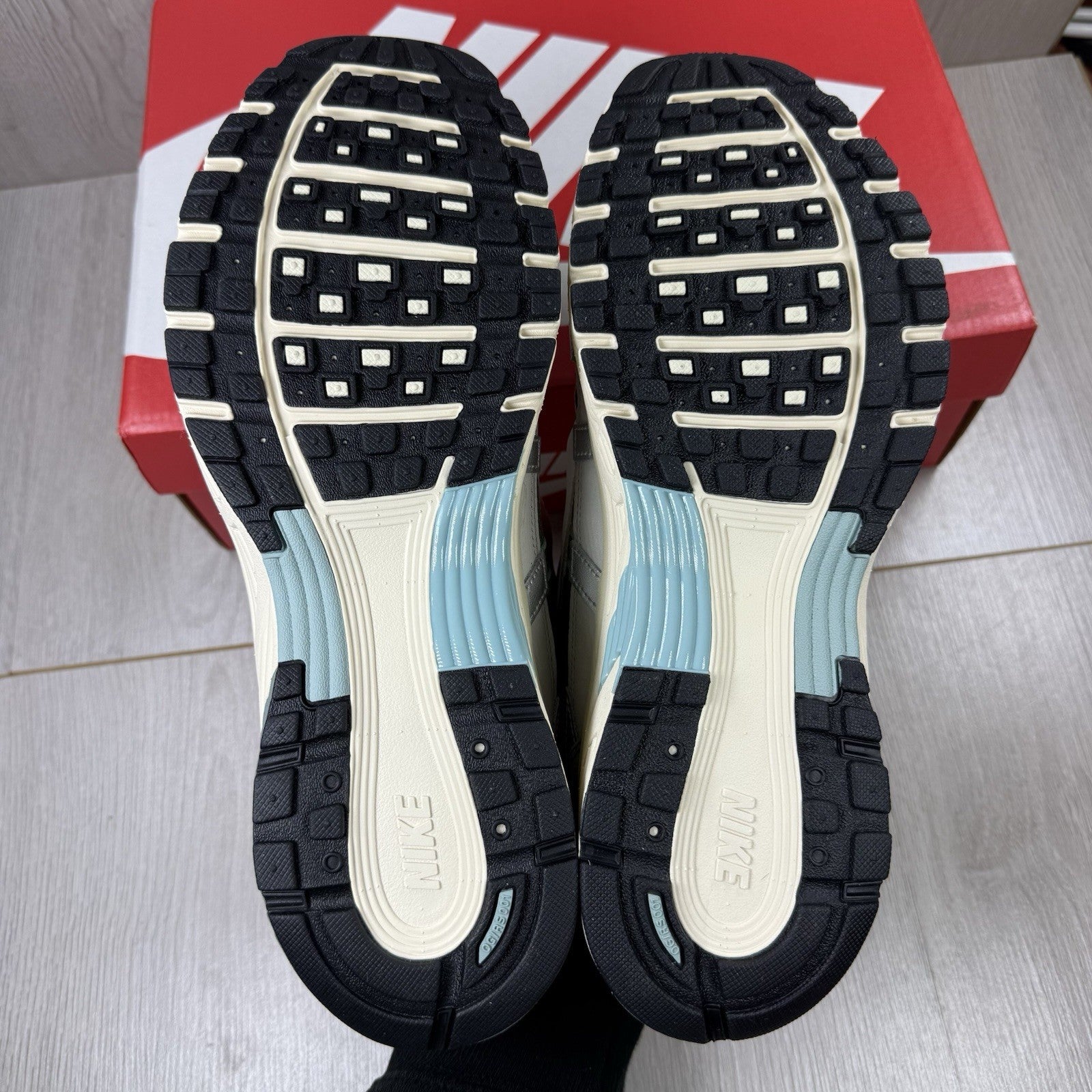 Nike P-6000 Trainers Flat Pewter Light Iron Ore Size UK8.5 FN7509-0293