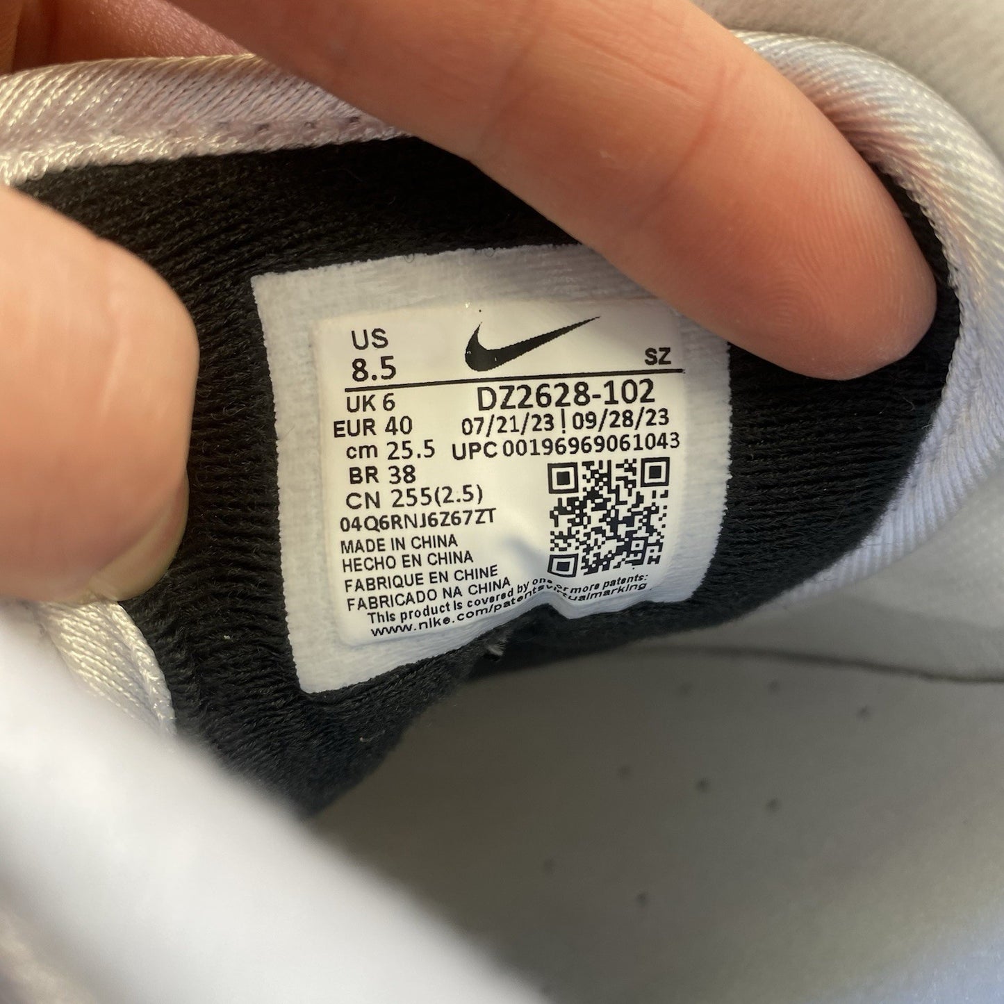 Nike Air Max 1 Trainers White Black Neutral Grey Size UK6 DZ2628-10211