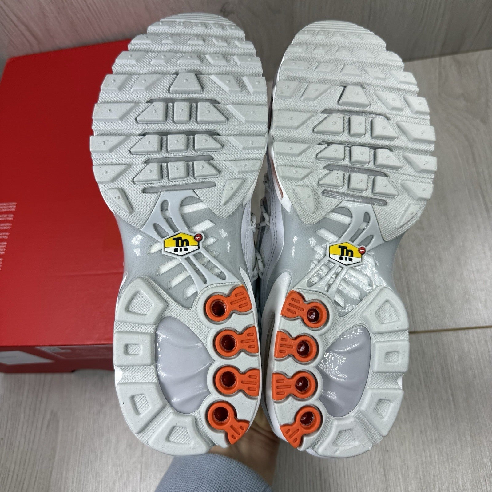 Nike Air Max Plus TN Utility Trainers Safety Orange Size UK3.5 FJ4232 10014