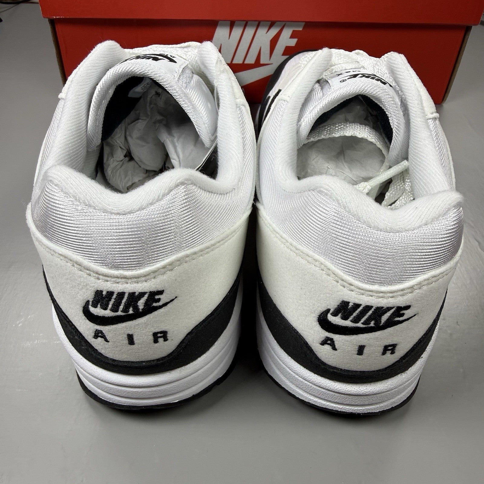 Nike Air Max 1 Trainers Summit White Black Grey Size UK9 DZ2628-1022