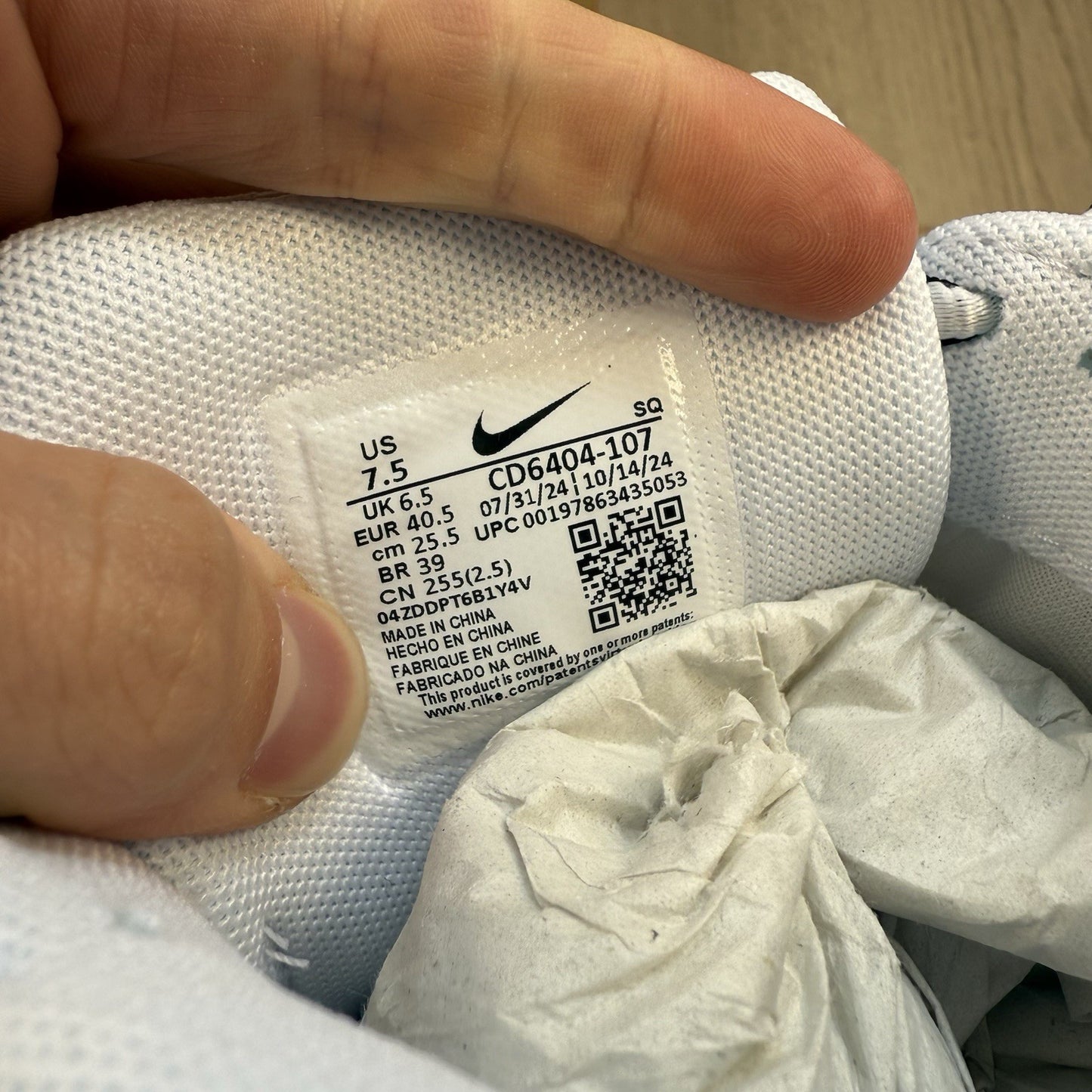 Nike P-6000 Trainers White Metallic Silver Black Size UK6.5 CD6404-1076