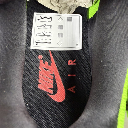 Nike Air Max 90 Drift Trainers Action Green Size UK4.5 FB2877 3005