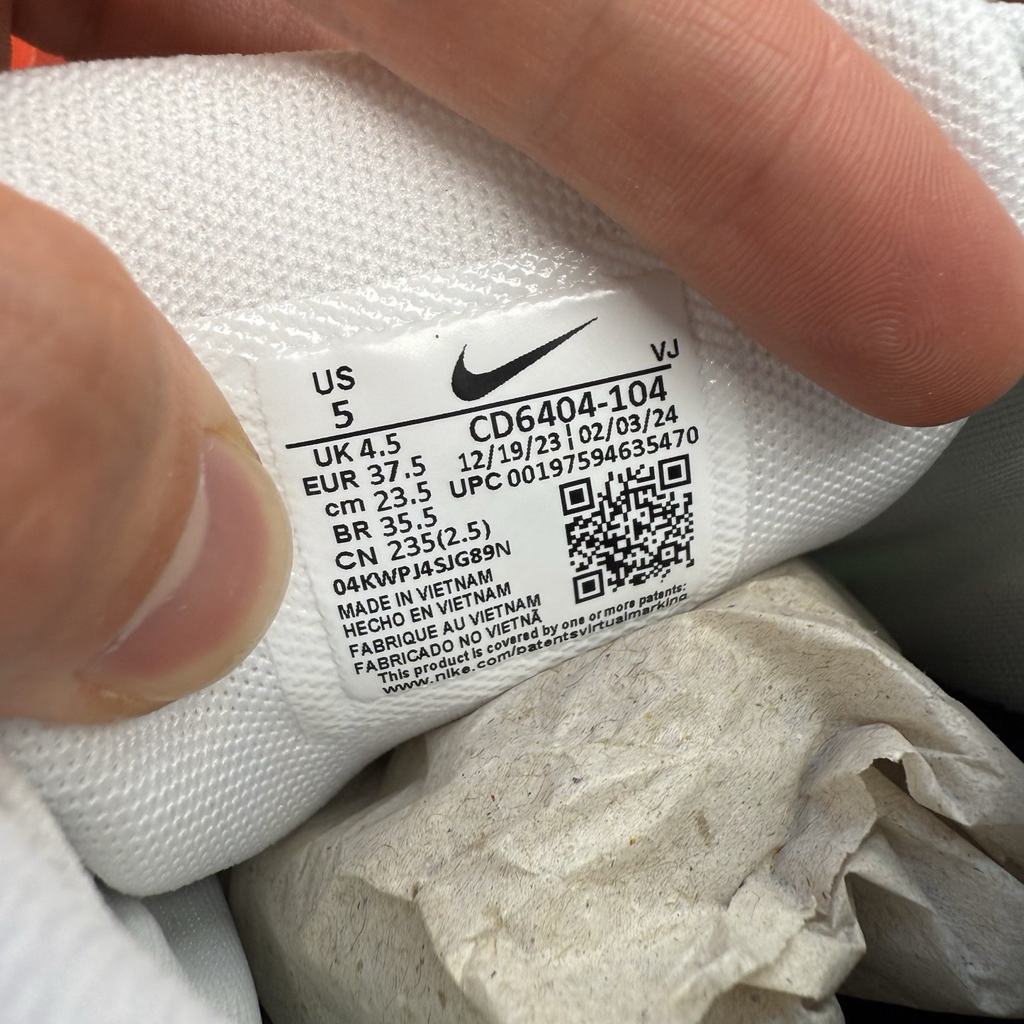 Nike P-6000 Trainers Spring Green White Black Size UK4.5 CD6404-1046