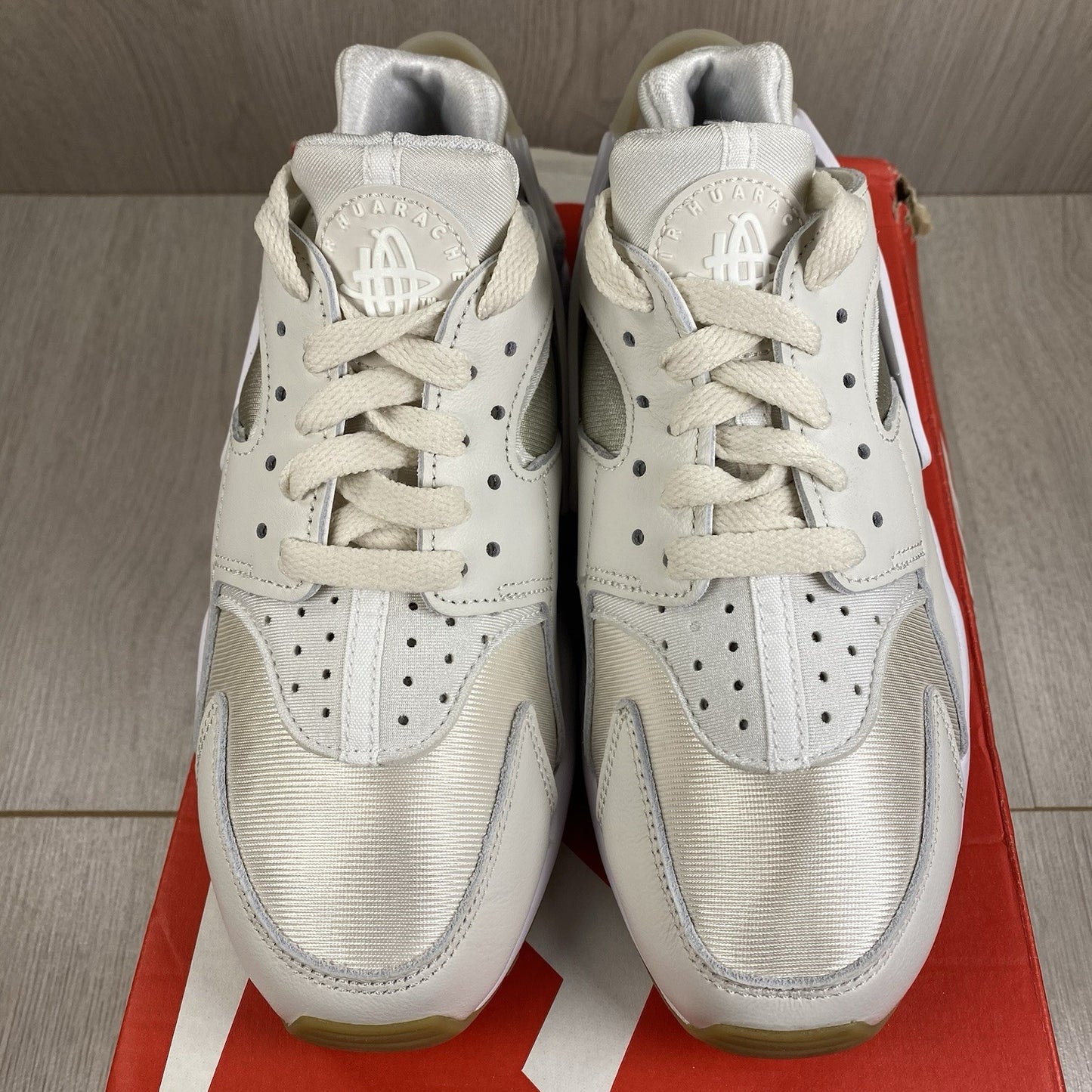 Nike Air Huarache Trainers Phantom Fossil Gum White Size UK5 DH4439-0032