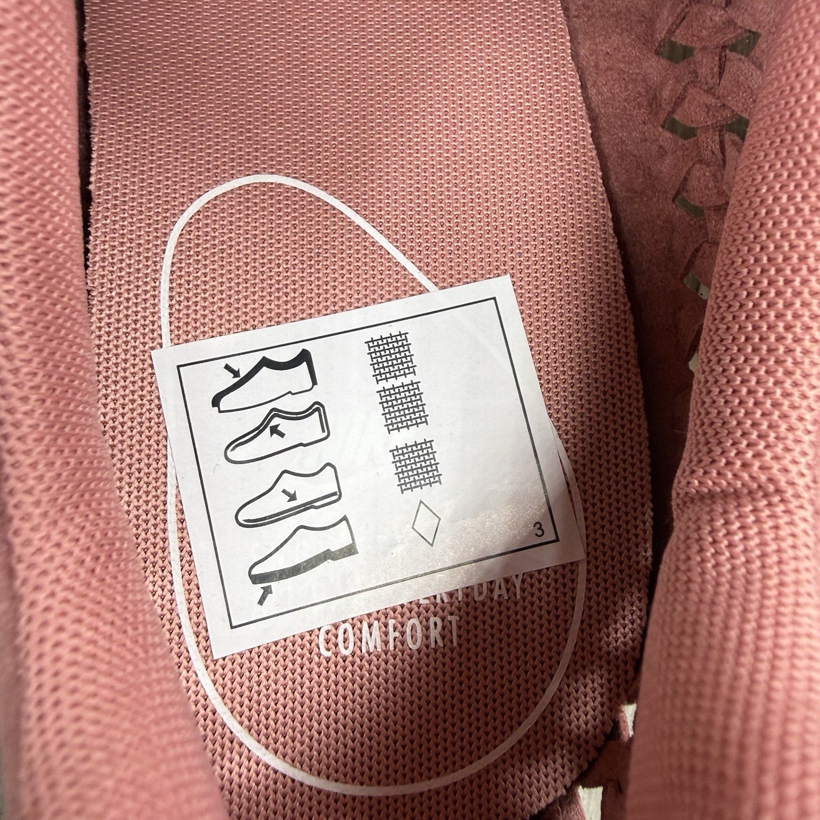 Nike Mayfly Woven Trainers Red Star Dust White Size UK8.5 833802-60114