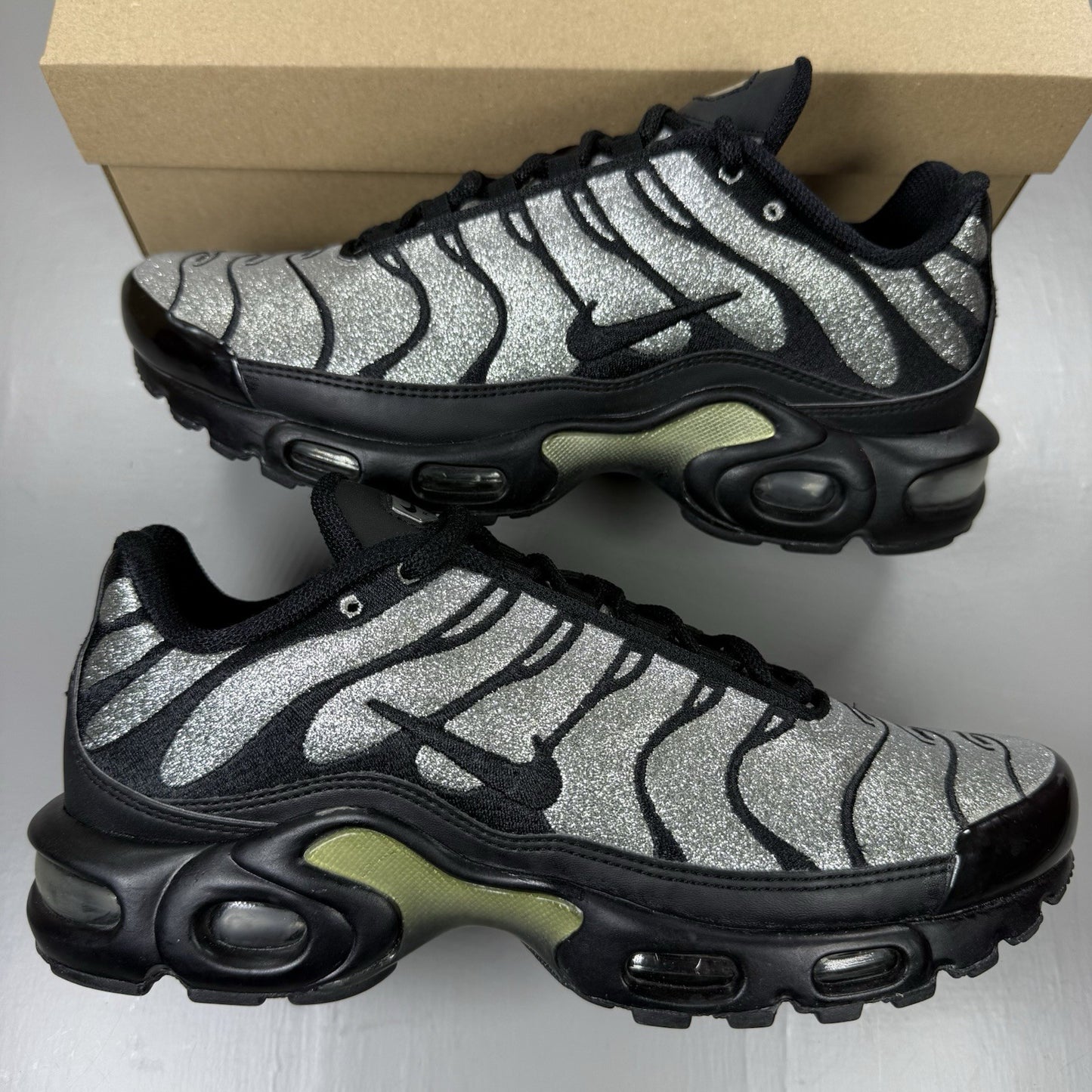 Nike Air Max Plus TN Trainers Black Glitter Size UK5 CD2239-0010