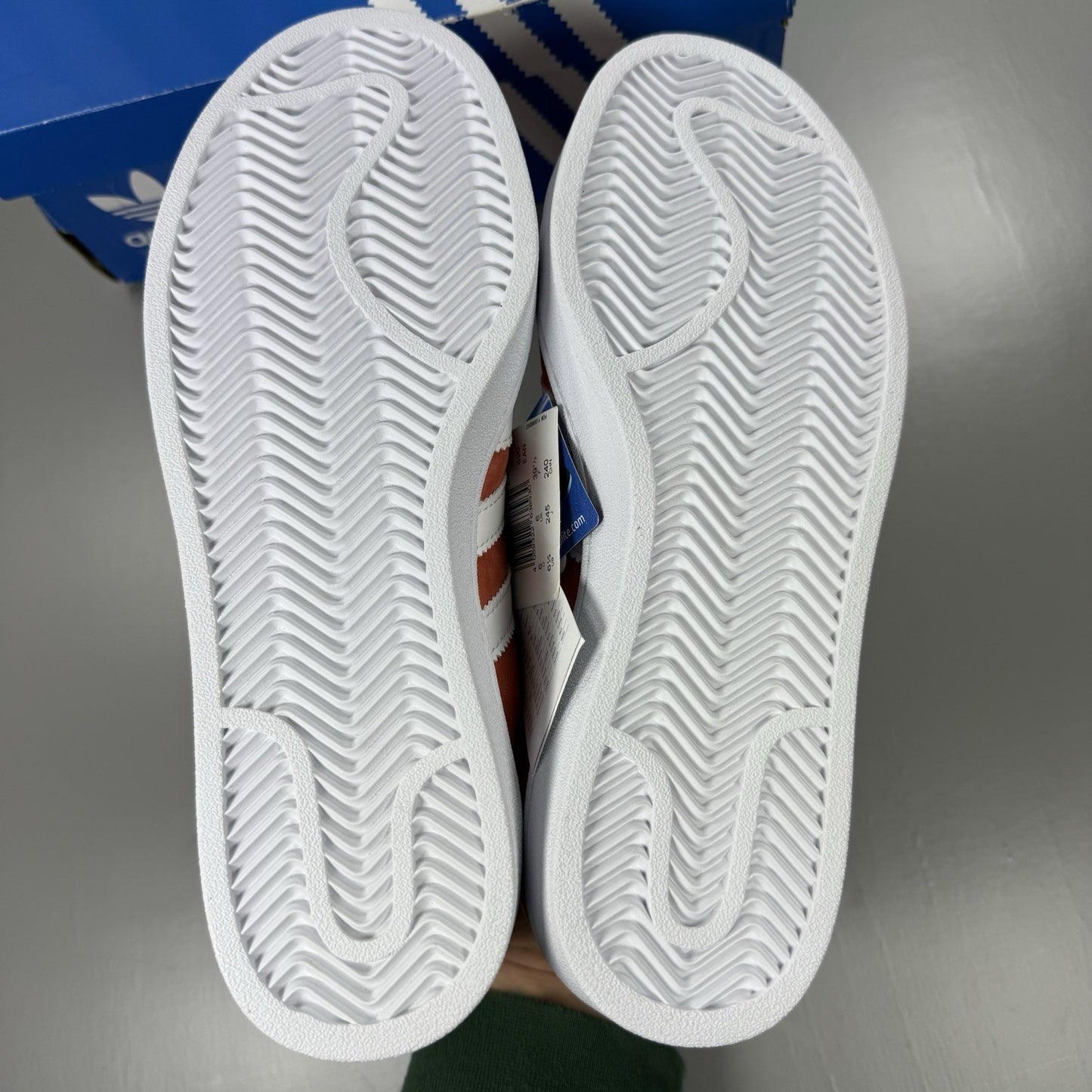 Adidas Campus Trainers Trace Scarlet White Size UK6 DB098411