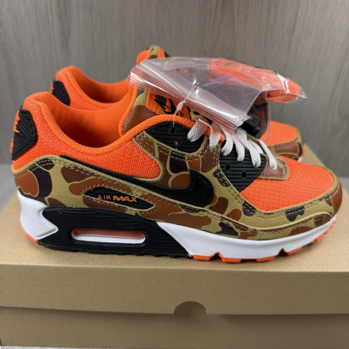 Nike Air Max 90 Trainers Duck Camo Orange Size UK4.5 CW4039-8009