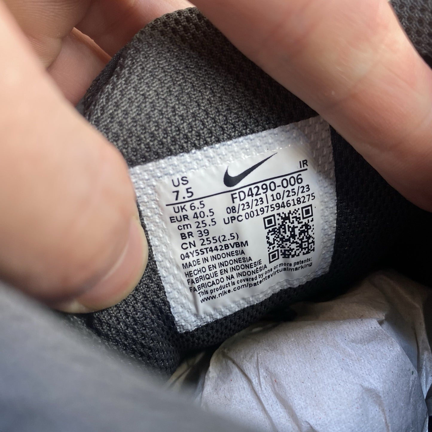 Nike Air Max Plus Drift TN Trainers Black Volt Size UK6.5 FD4290-00611