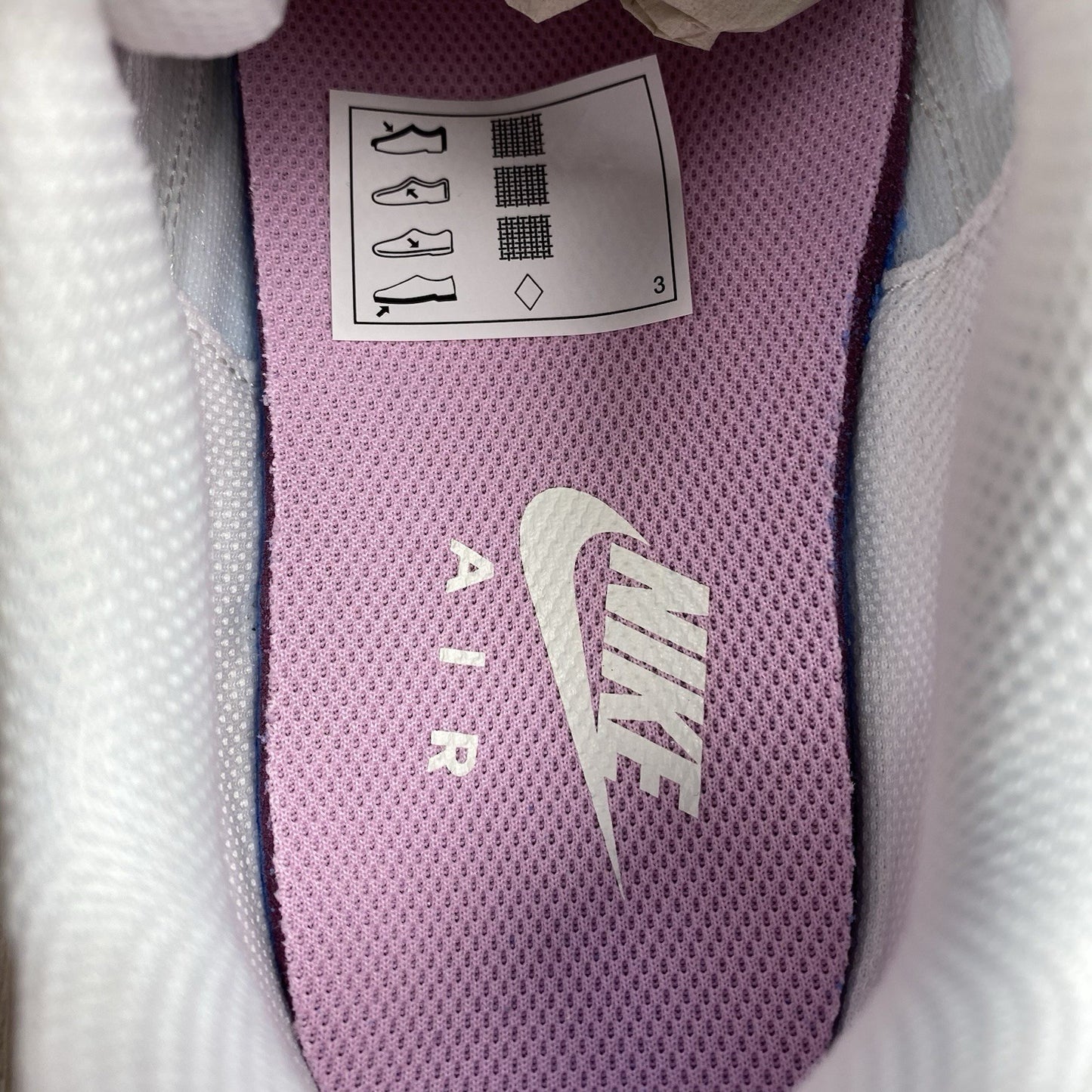 Nike Air Max Plus TN Size UK8.5 EU43 Summit White Pink Rise HF0107-1007