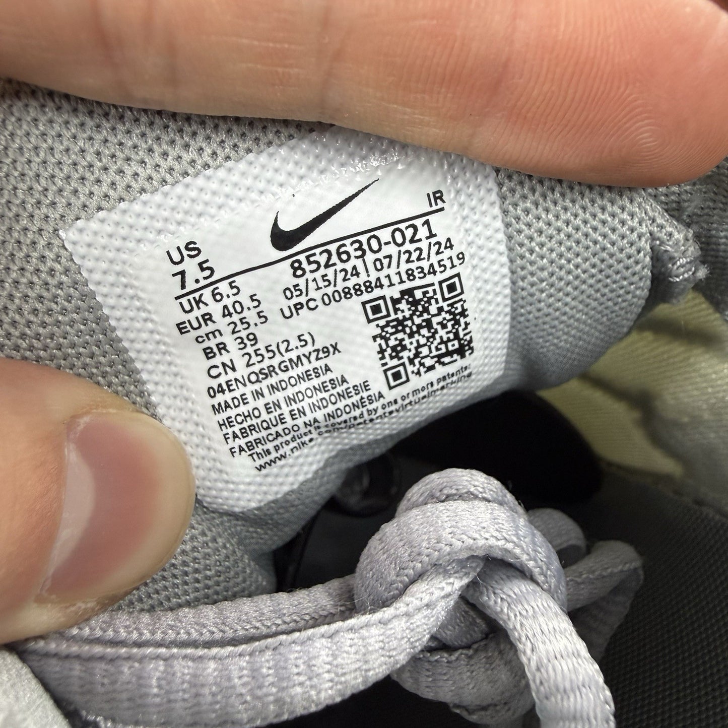 Nike Air Max Plus TN Trainers Wolf Grey Black Size UK6.5 852630-0217