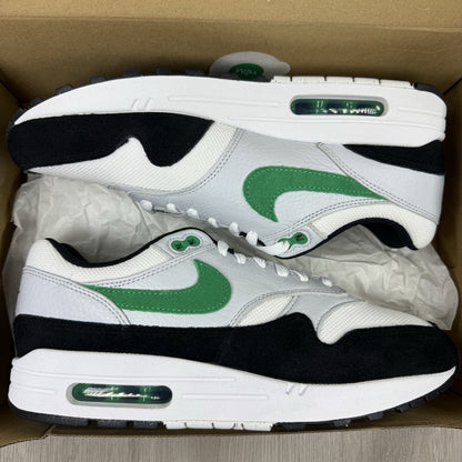 Nike Air Max 1 Trainers White Black Stadium Green Size UK8.5 FN6952-1000