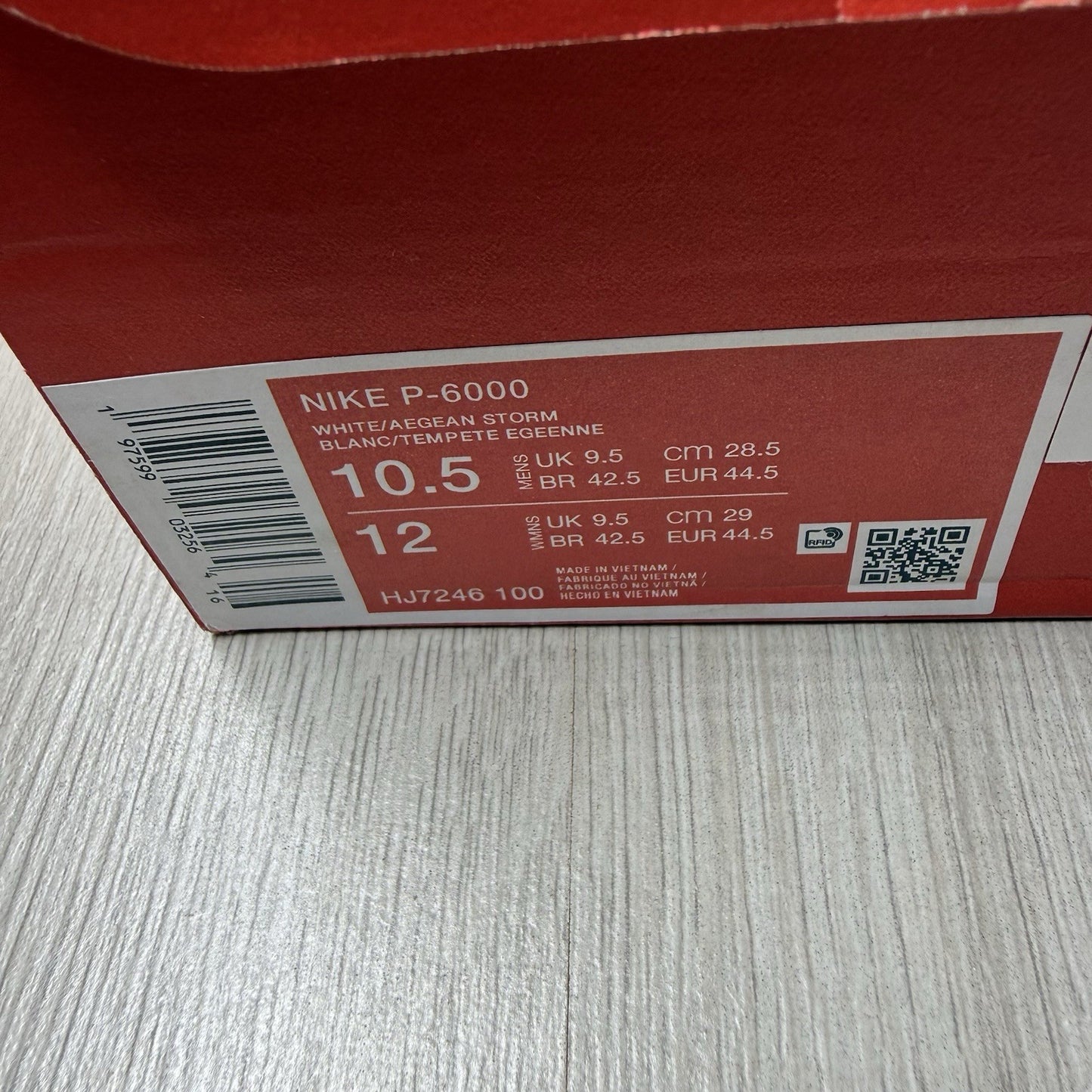 Nike P-6000 Trainers Metallic Silver Aegean Storm Size UK9.5 H7246-10012