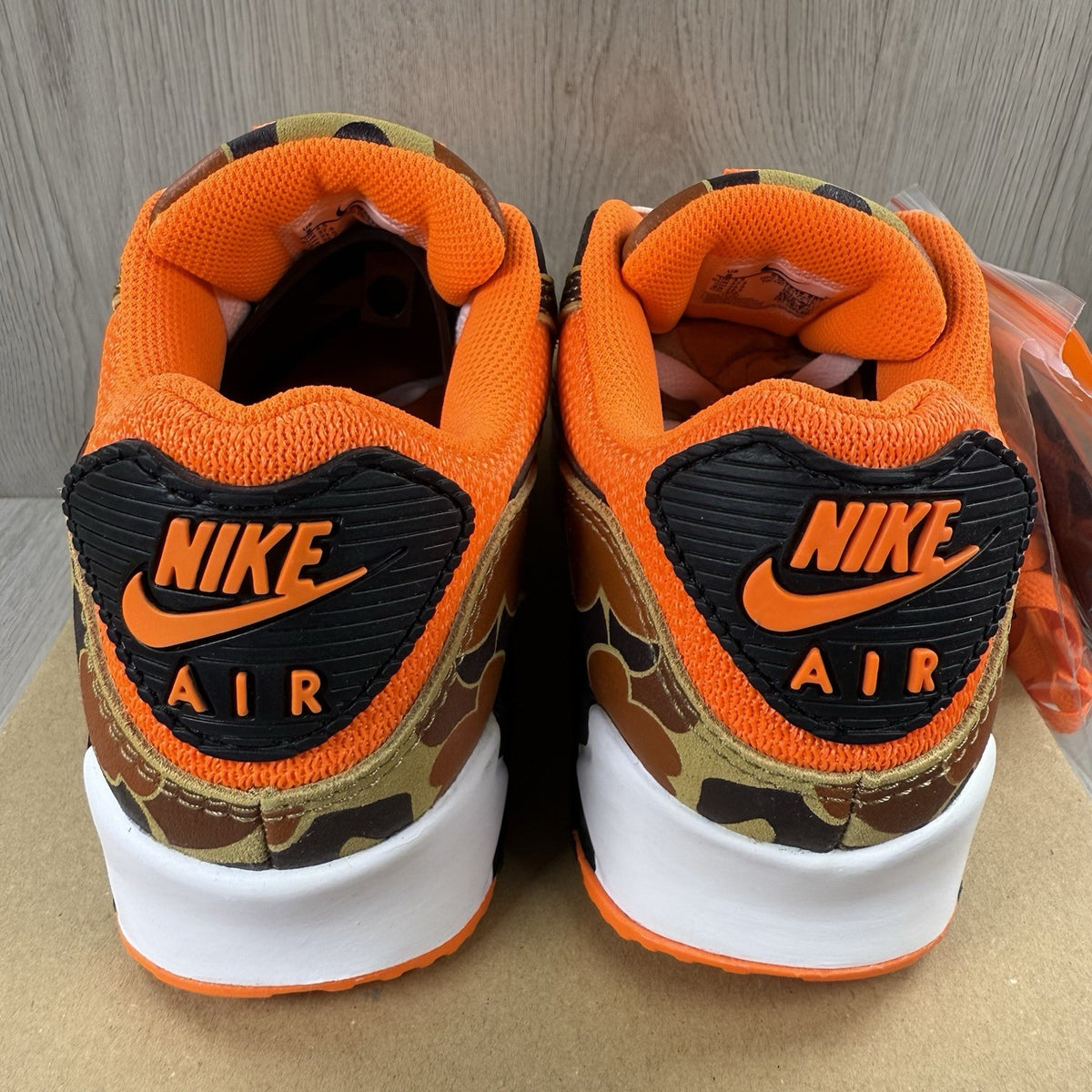Nike Air Max 90 Trainers Duck Camo Orange Size UK4.5 CW4039-8004