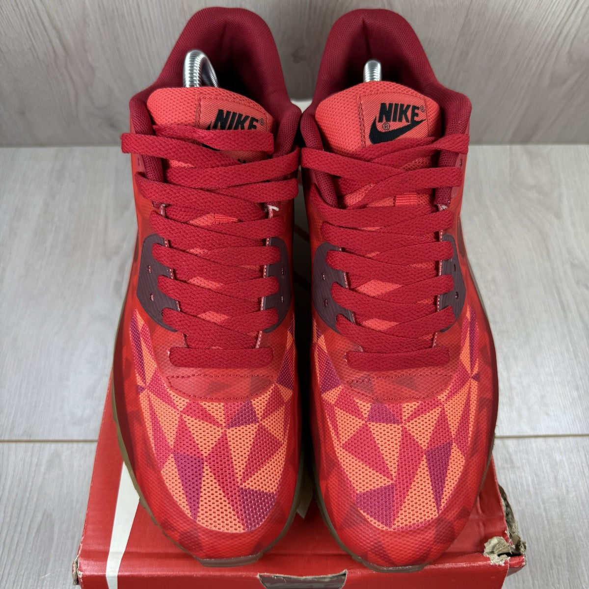 Nike Air Max 90 Ice Trainers Gym Red Size UK8 EU42.5 631748-6001