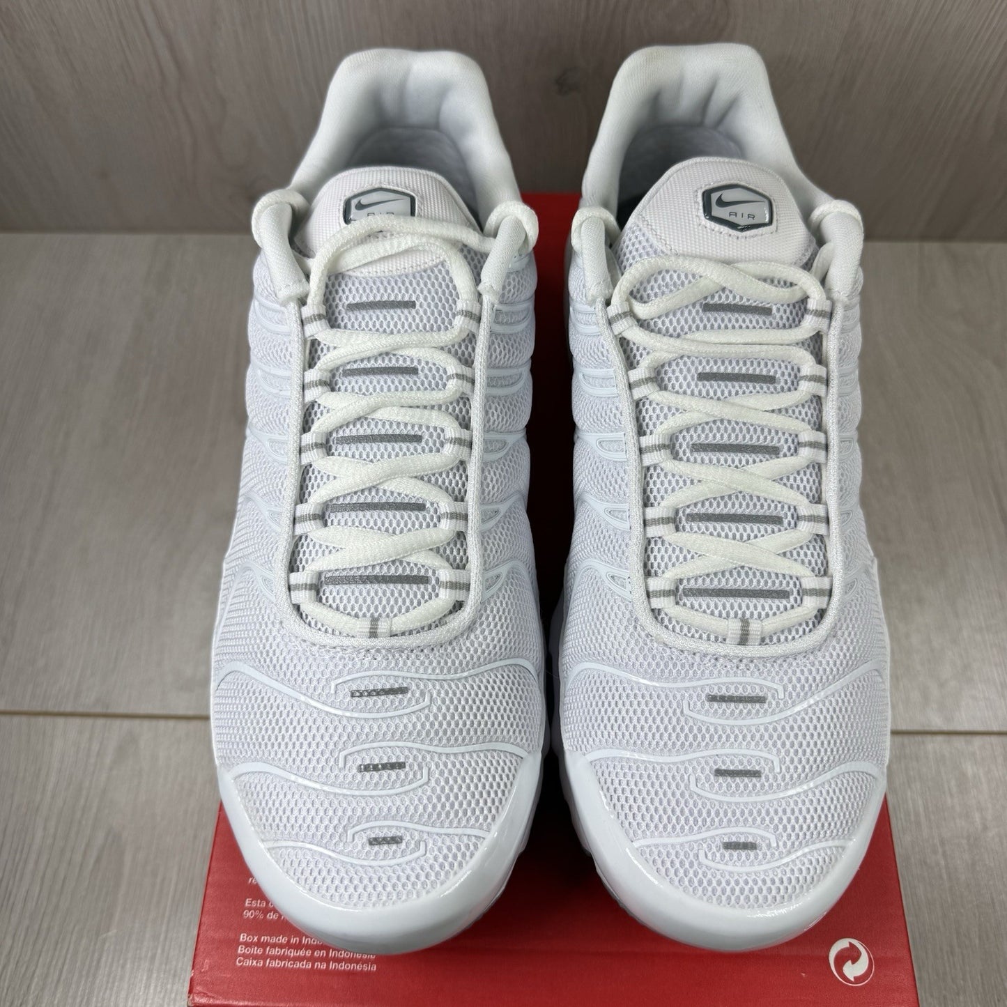 Nike Air Max Plus TN Trainers White Size UK7 604133-13910