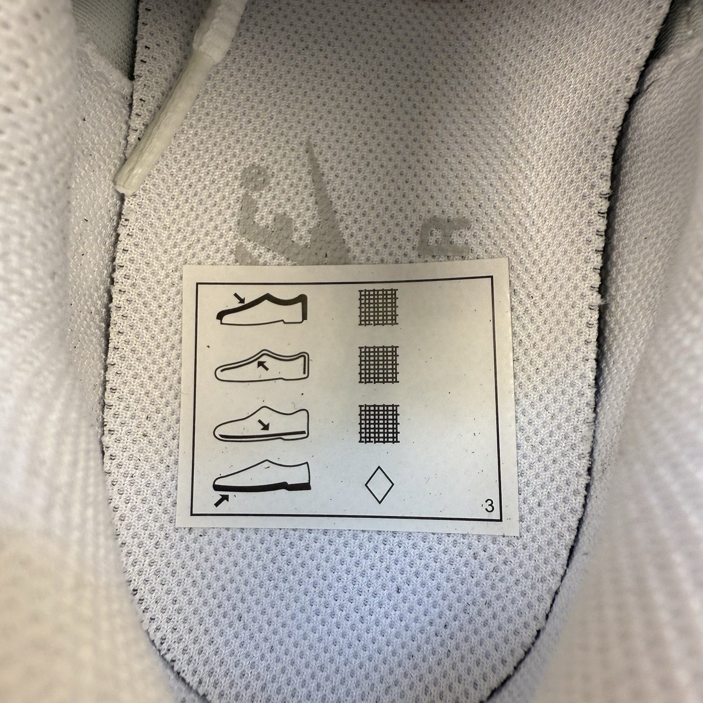 Nike Air Max 96 II Trainers Triple White Size UK7 DM2361-10012