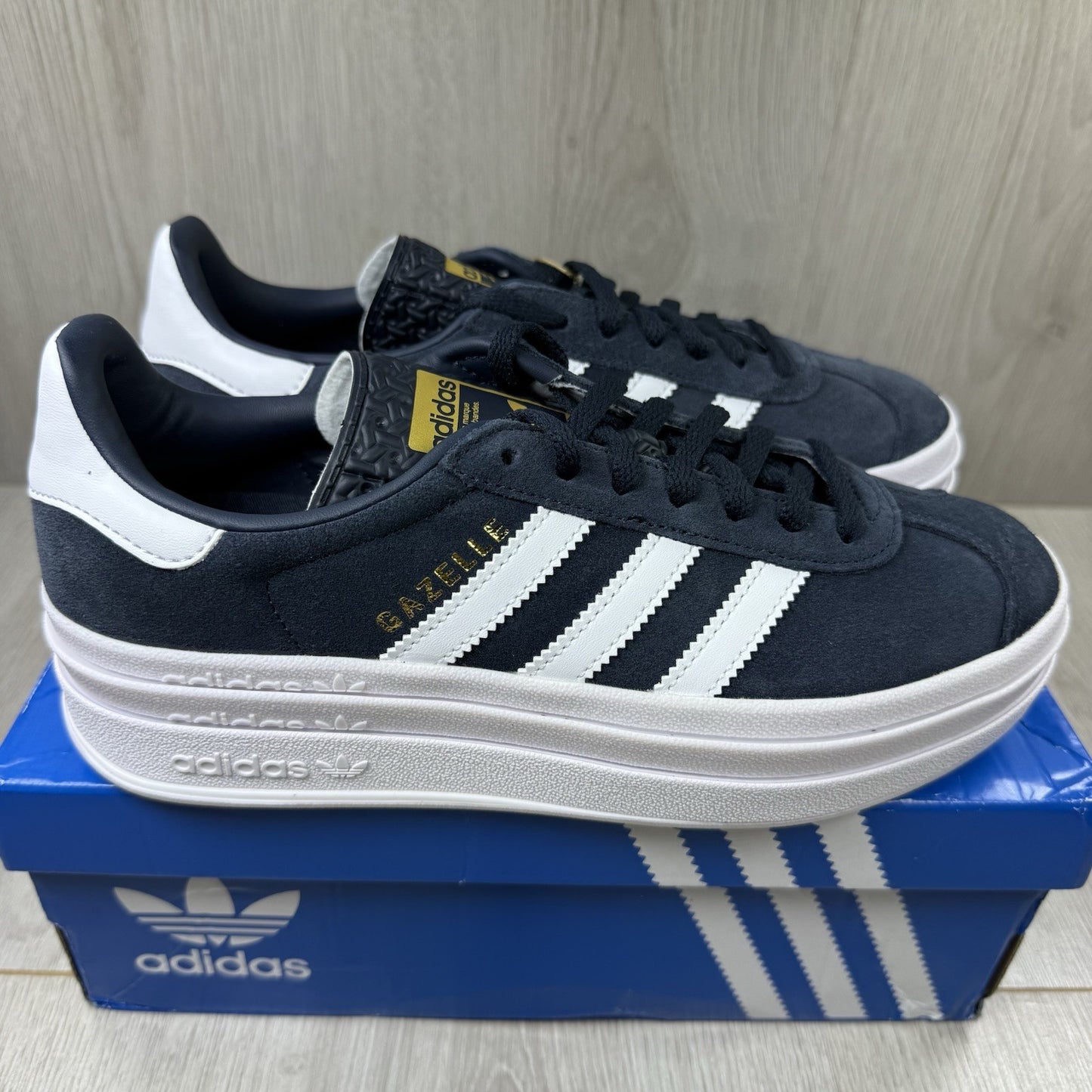 Adidas Gazelle Bold Trainers Aurora Ink White Size UK5 JQ740510
