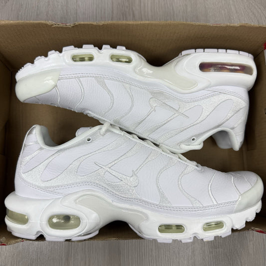 Nike Air Max Plus TN Trainers Triple White Leather Size UK6.5 AJ2029-1000