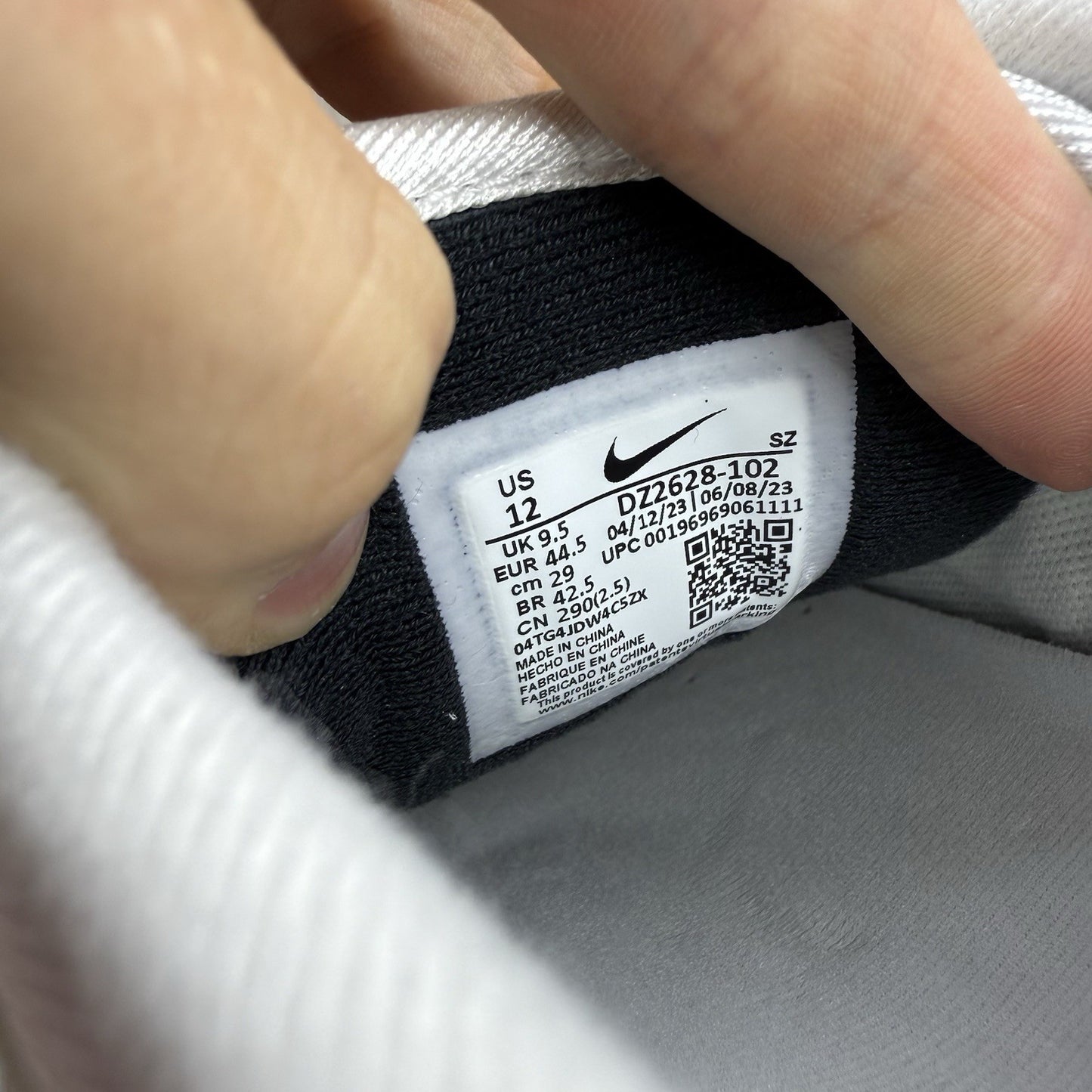 Nike Air Max 1 Trainers White Black Grey Size UK9.5 DZ2628-10214