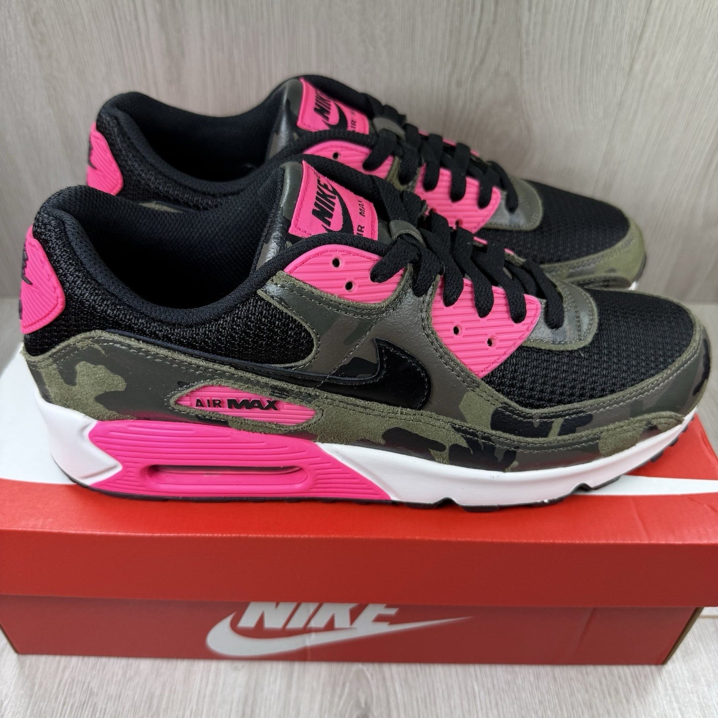 Nike Air Max 90 Trainers Camo Pack Sequoia Hyper Pink UK9.5  IF1721-3001