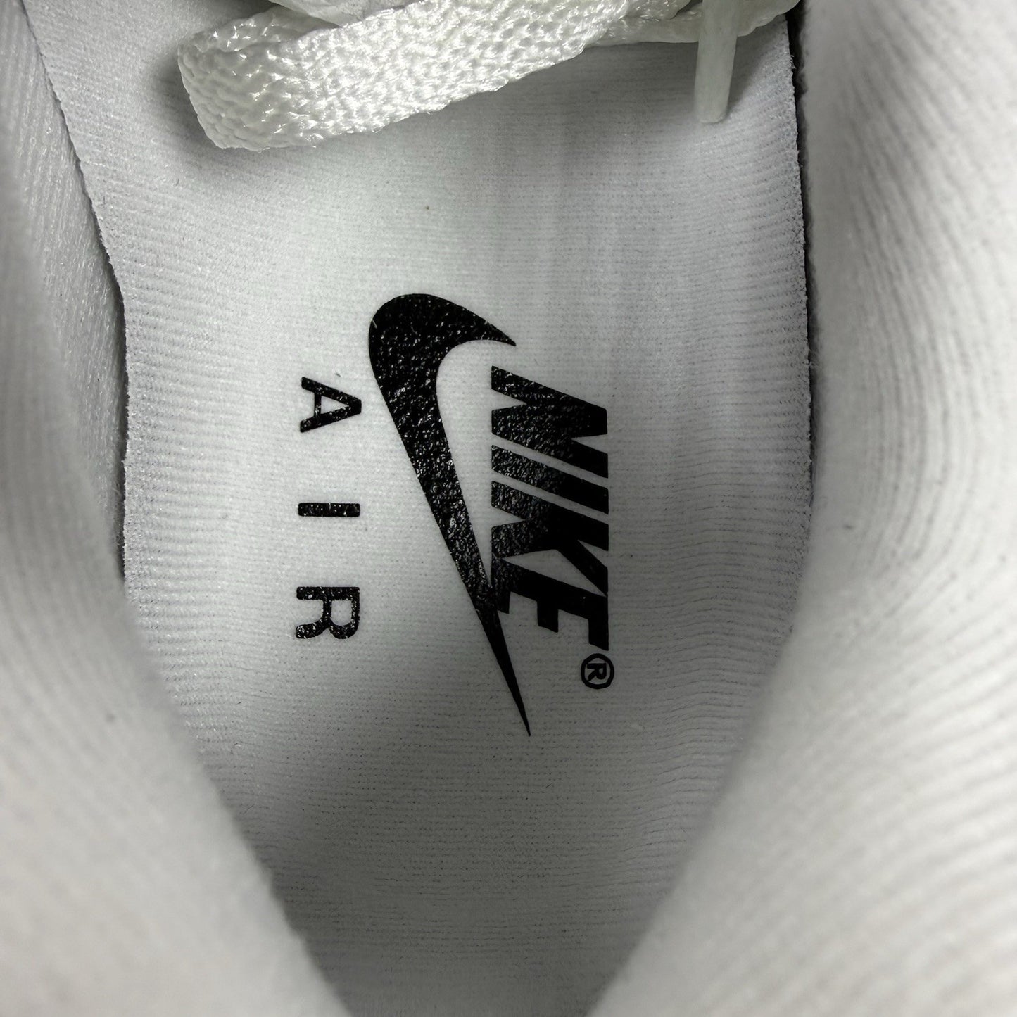 Nike Air Max 1 Trainers Summit White Black Grey Size UK9 DZ2628-10211