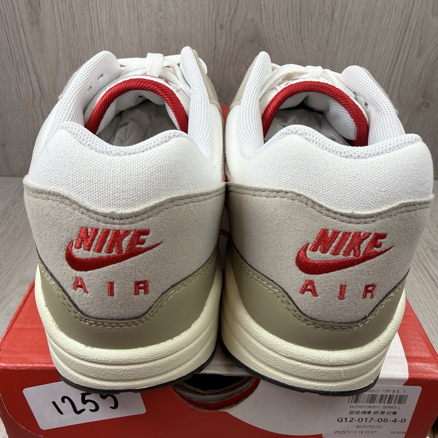 Nike Air Max 1 Since ‘72 Trainers White Beige Size UK7.5 HF4312-1003