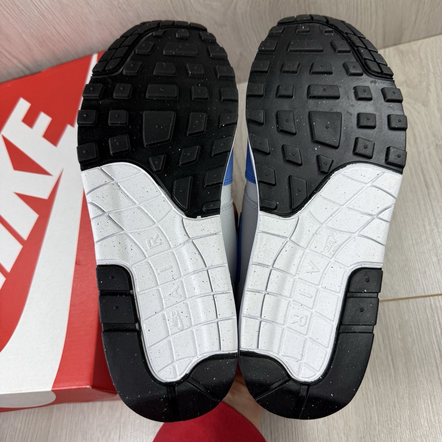 Nike Air Max 1 Trainers White University Blue Size UK8 FD9082-1034