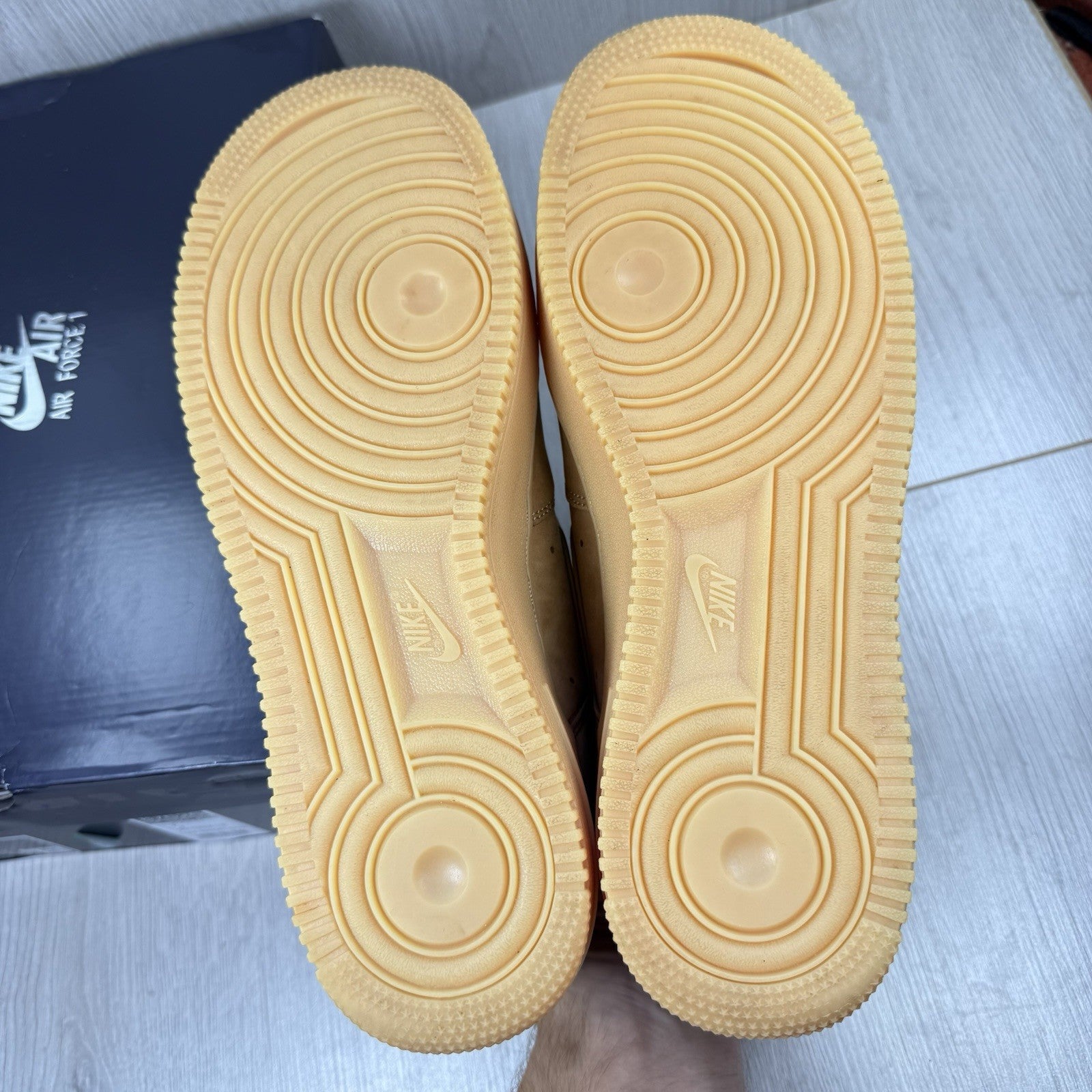 Nike Air Force 1 Low Trainers Flax Wheat Size UK8.5 CJ9179-2005