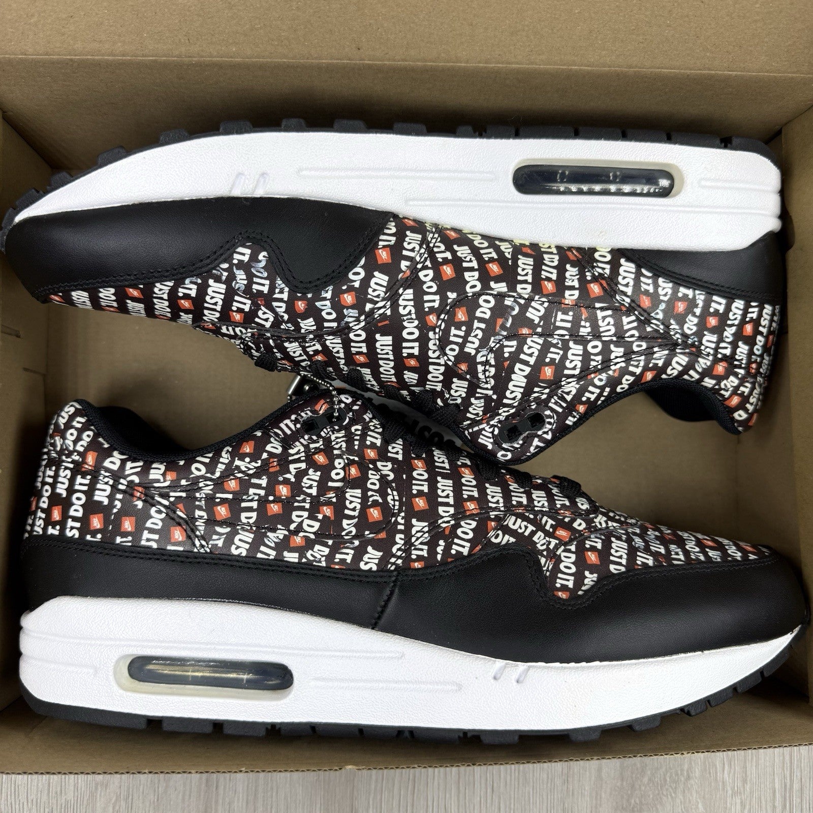 Nike Air Max 1 Trainers Just Do It Pack Black Size UK9 875844-0097