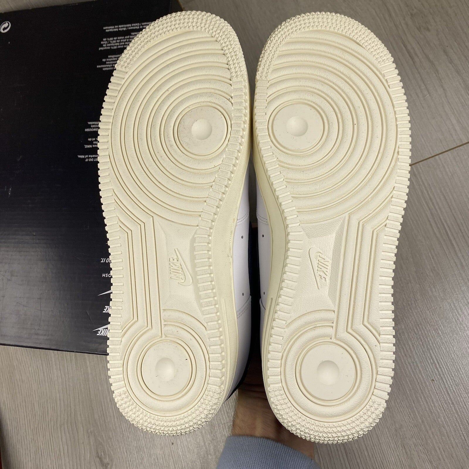 Nike Air Force 1 '07 Flyease Trainers White Size UK5.5 HJ9122-1004